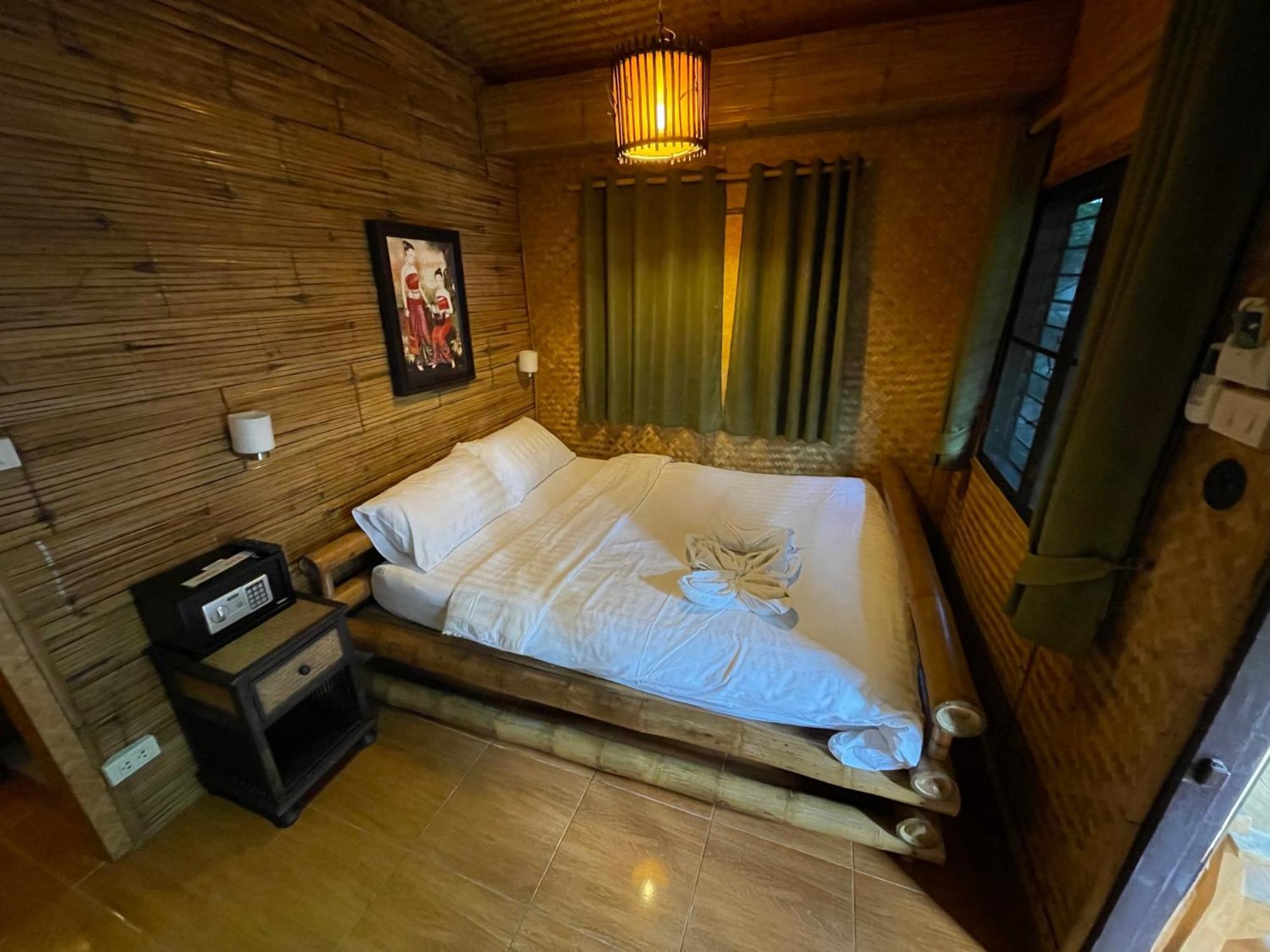Boutique Hotel & Restaurant, Jaidee Bamboo Huts Chiang Mai Esterno foto