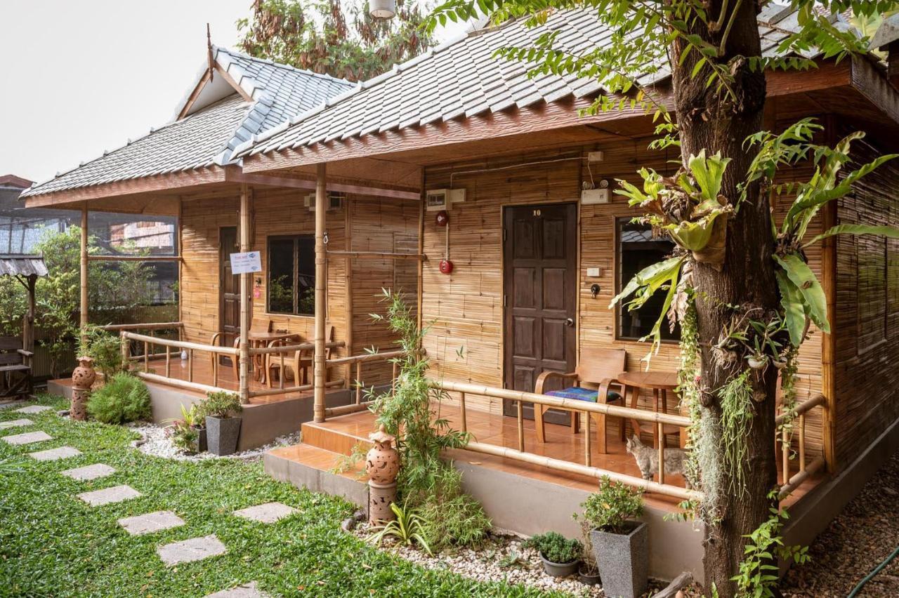 Boutique Hotel & Restaurant, Jaidee Bamboo Huts Chiang Mai Esterno foto